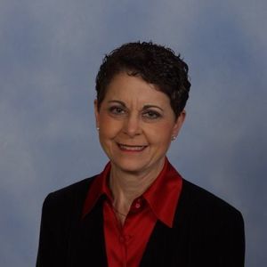 Meet your Posher, Yolanda